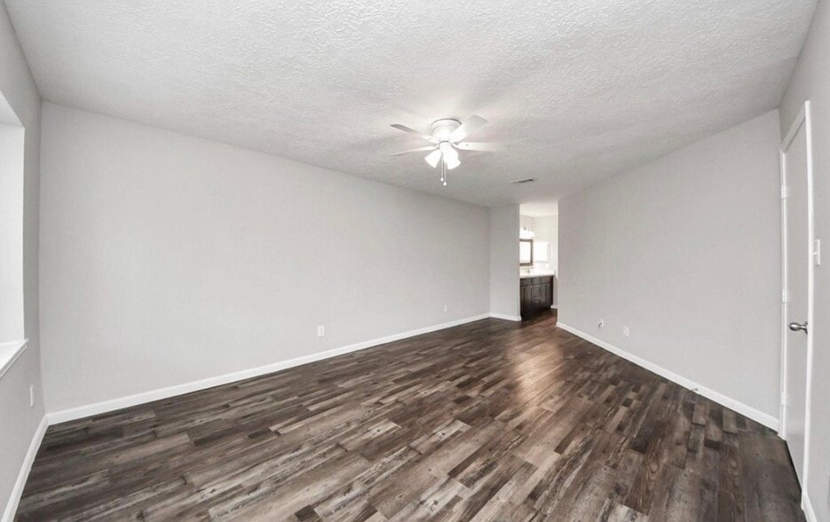 Building Photo - 6915 Cansfield Ct