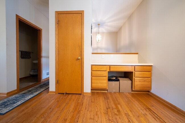 Building Photo - 15715 Fremont Way