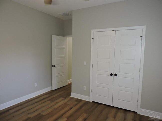 Building Photo - 1451 Madelyn Wds Dr