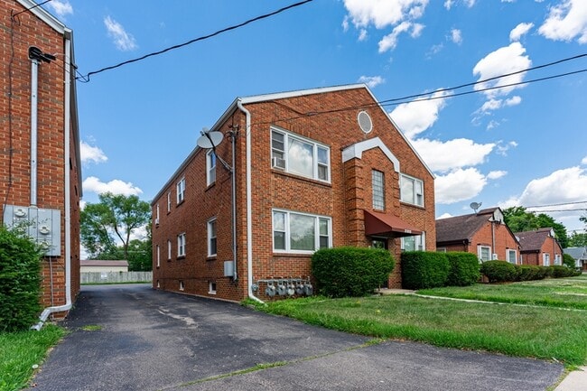 Building Photo - 2315 Auburn St