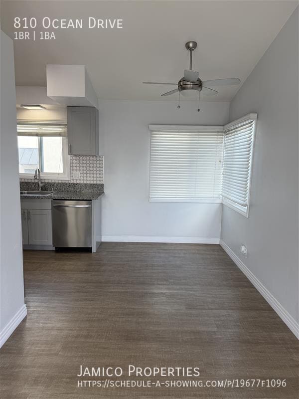 Building Photo - 810 Ocean Dr