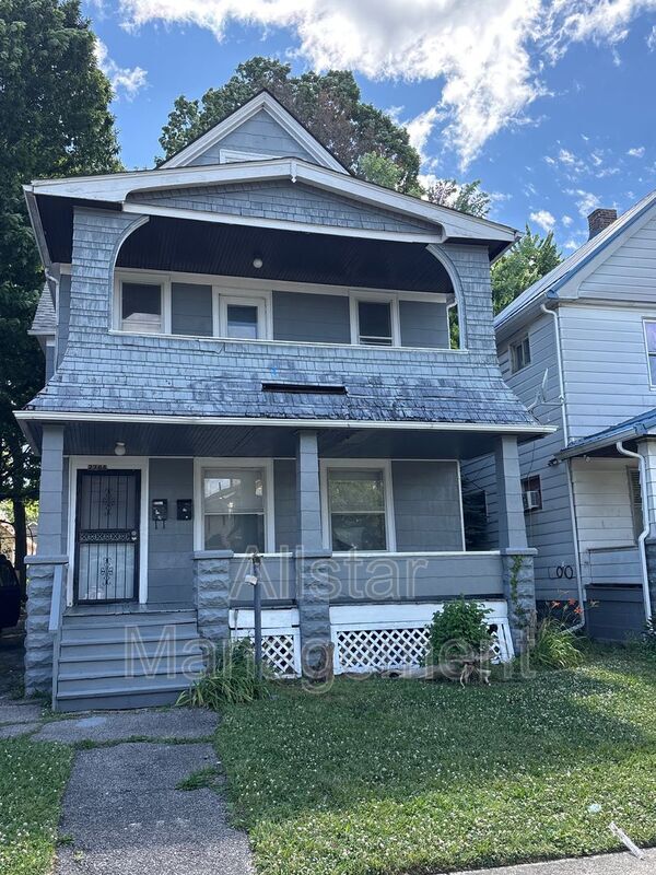 Building Photo - 2785 E 117th St