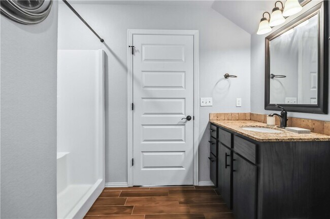 Building Photo - 1299 N Sicily Ln