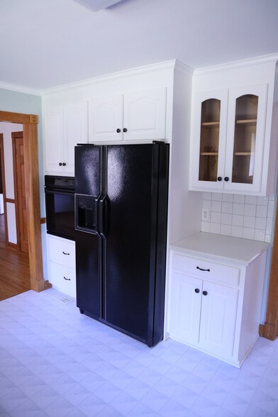 Building Photo - Room in Single Family Home on Mineral Springs Rd