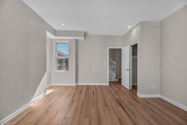 Building Photo - 121 N Patterson Park Ave