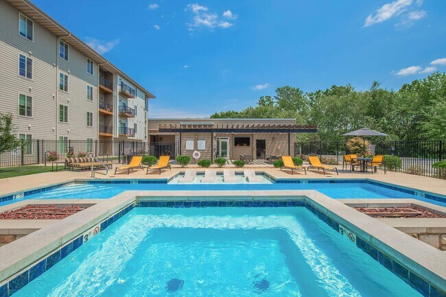 Building Photo - 2621 S Jefferson Ave