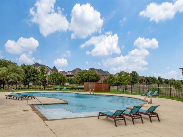Building Photo - 3545 Bellaire Ct