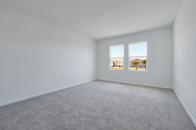 Building Photo - Beautiful New 3-Bedroom Townhome in Davenport — Includes Resort Pool, Modern Clubhouse & Family P...