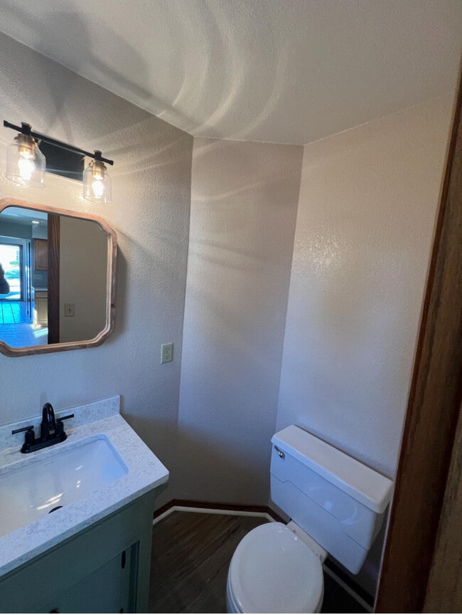 Building Photo - 4455 S Griffin Ave