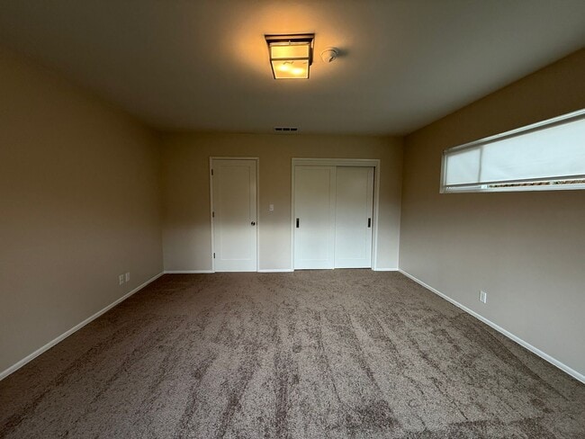 Building Photo - Beautiful Home in a Lovely Neighborhood! Available Spacious 2 Bedroom and Two Bathroom!