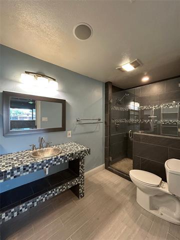 Building Photo - 6741 Briley Dr