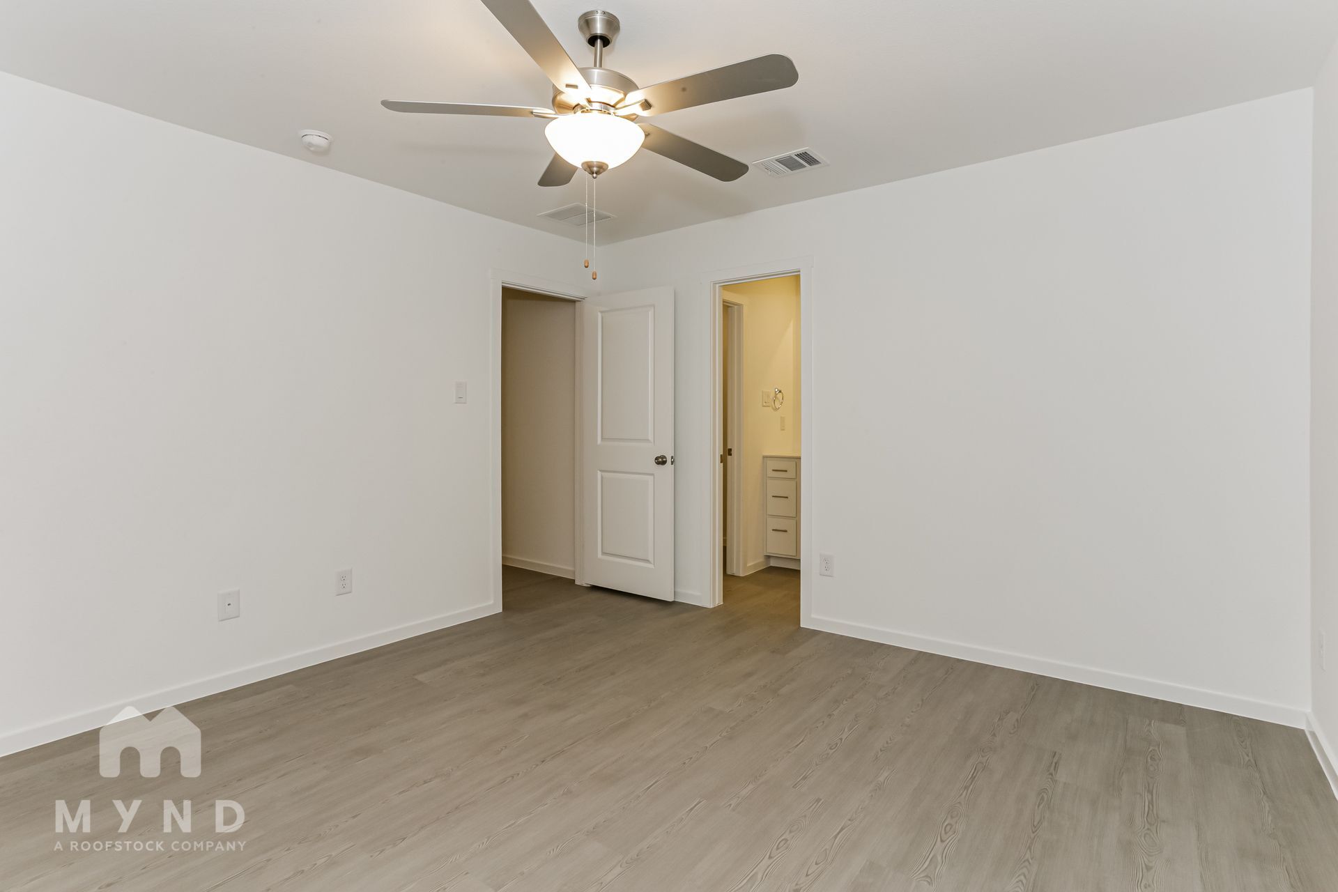 Building Photo - 10120 Dalgreen Cir