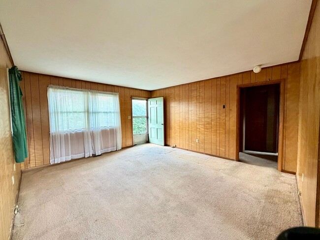 Building Photo - 154 Franklin Dr