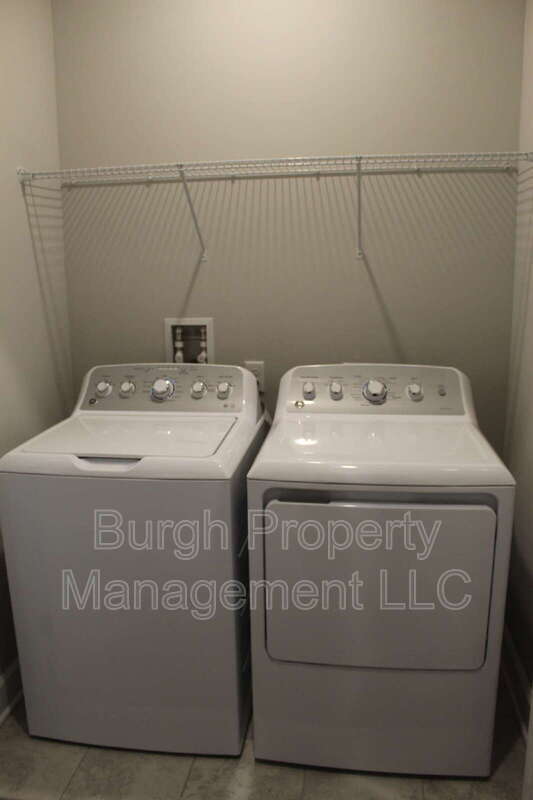 Building Photo - 137 Marketplace Ave