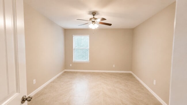 Building Photo - 3403 McDonough Way