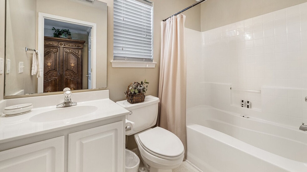 Building Photo - 1041 Blue Stem Dr