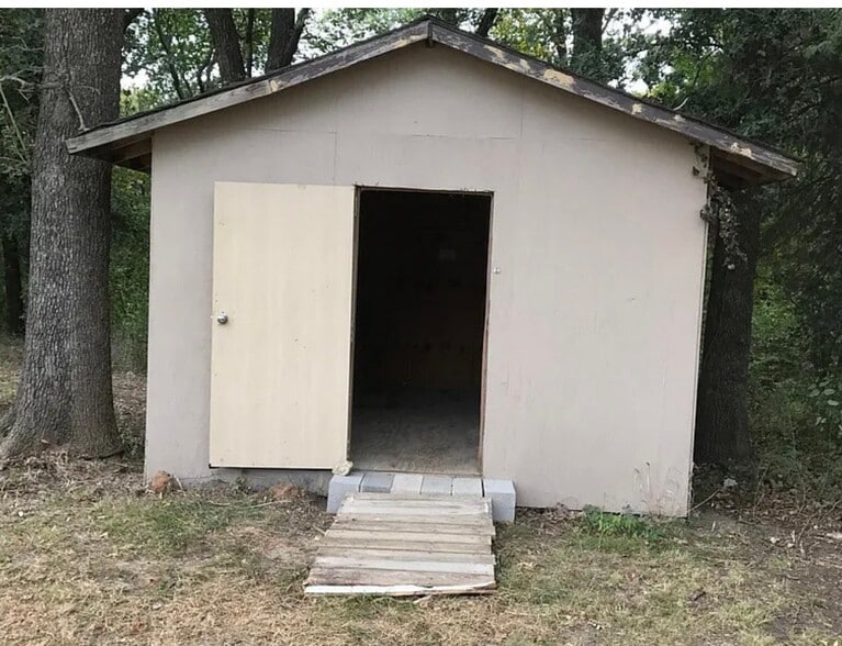 Building Photo - 101 Co Rd 193
