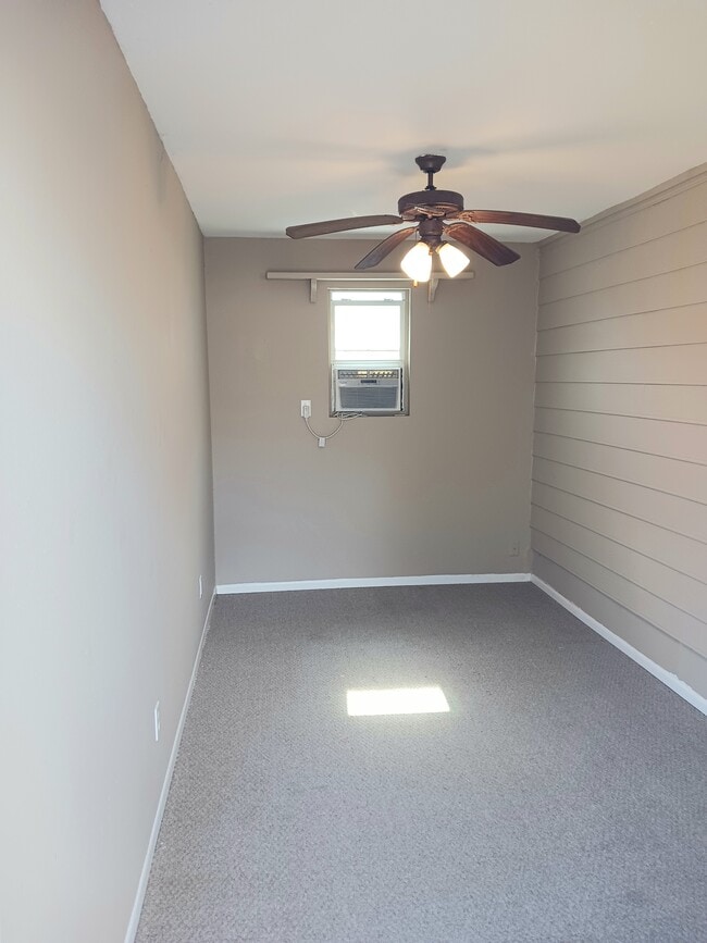 Building Photo - 1526 Sea Oak Dr