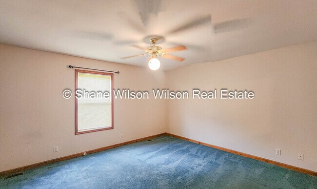 Building Photo - 2015 Kate Ann Dr