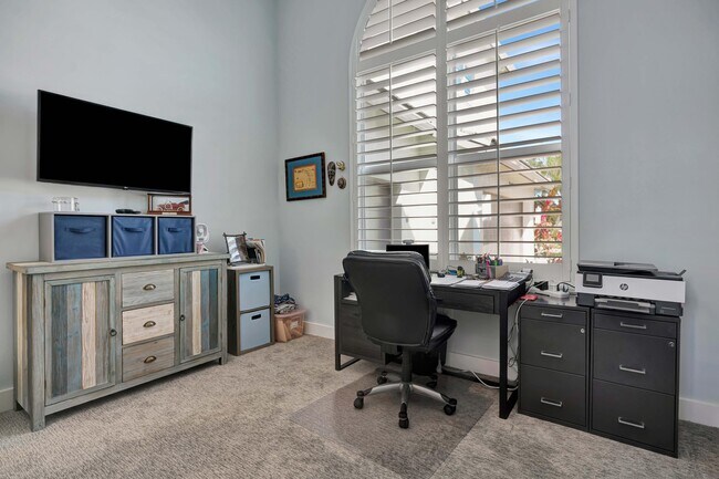 Building Photo - 3225 Braemar Way