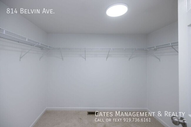 Building Photo - 814 Belvin Ave