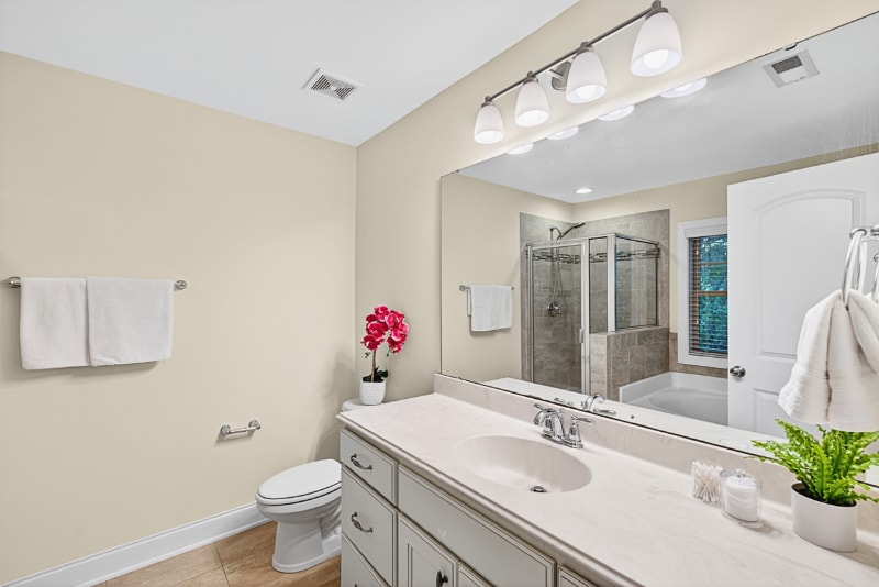 Building Photo - 4416 Nicolas Pl