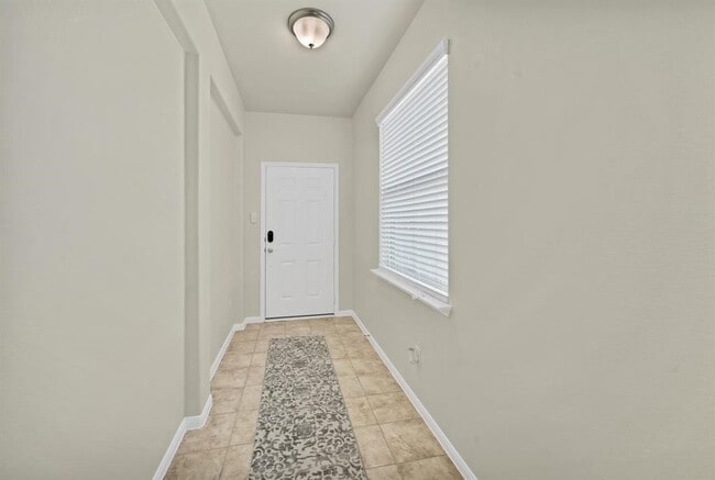 Building Photo - 10402 Lake of the Ozarks Dr