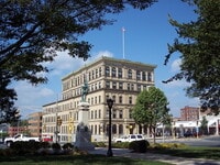 Building Photo - Updated 1-BEDROOM LOCATED DOWNTOWN