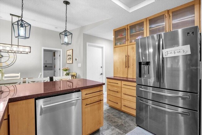 Building Photo - 3627 Ocita Dr