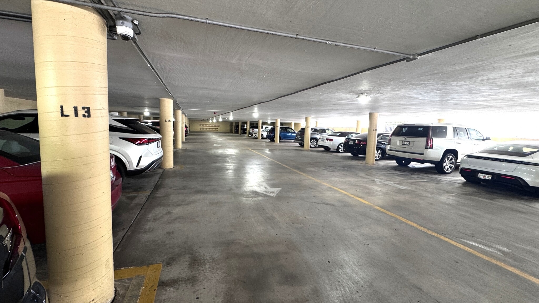 Building Photo - 328 N Ocean Blvd