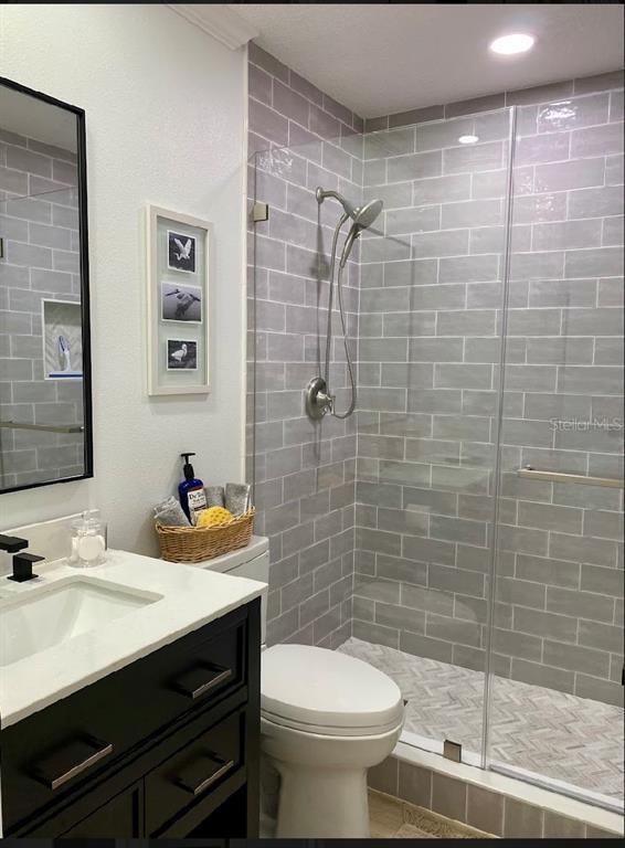 Building Photo - 646 Yardarm Dr