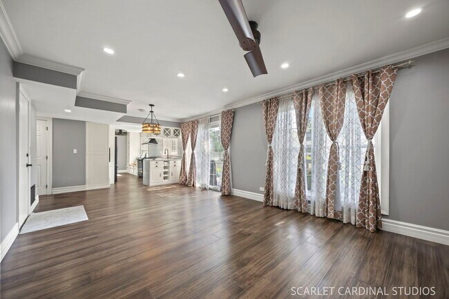 Building Photo - 309 Newport Ln
