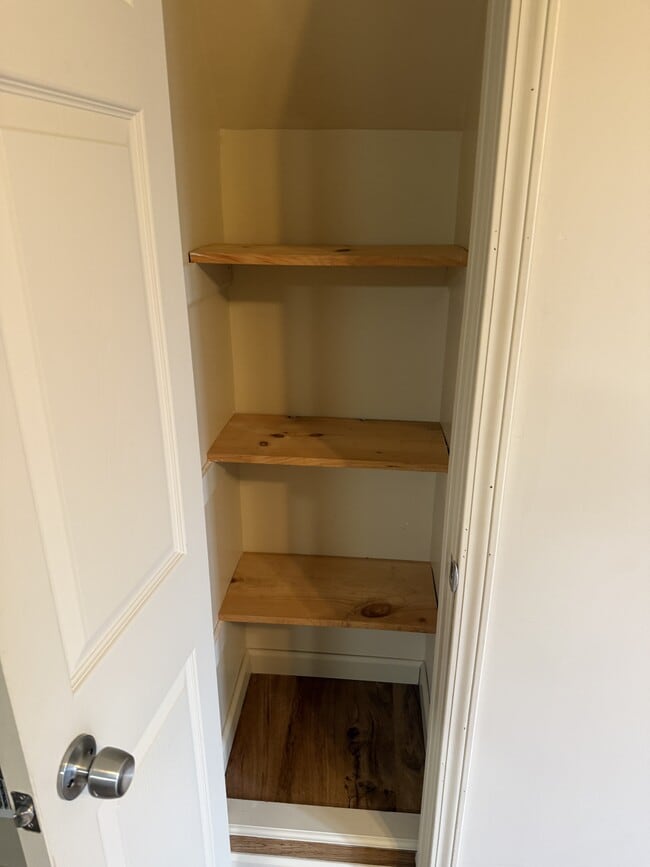 Building Photo - 3521 Mint Rd