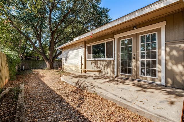 Building Photo - 612 McKown Dr