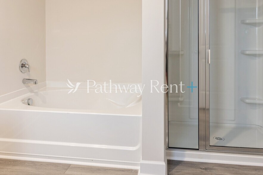 Building Photo - 2416 Nabali Wy