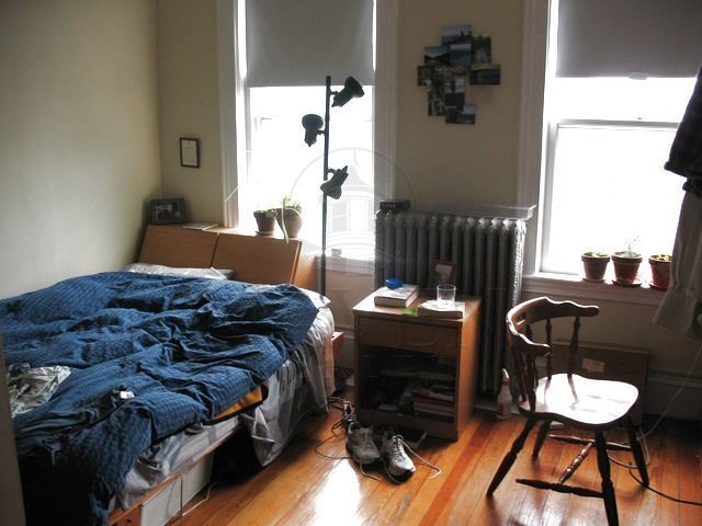 Building Photo - 301 Highland Ave