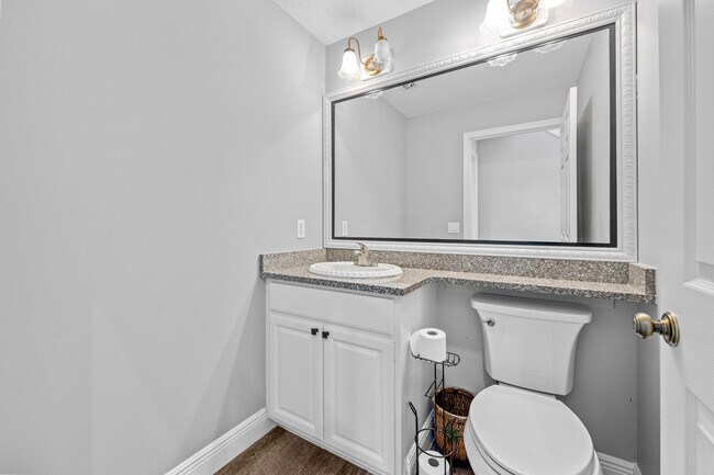 Building Photo - 3033 SE Brierwood Pl