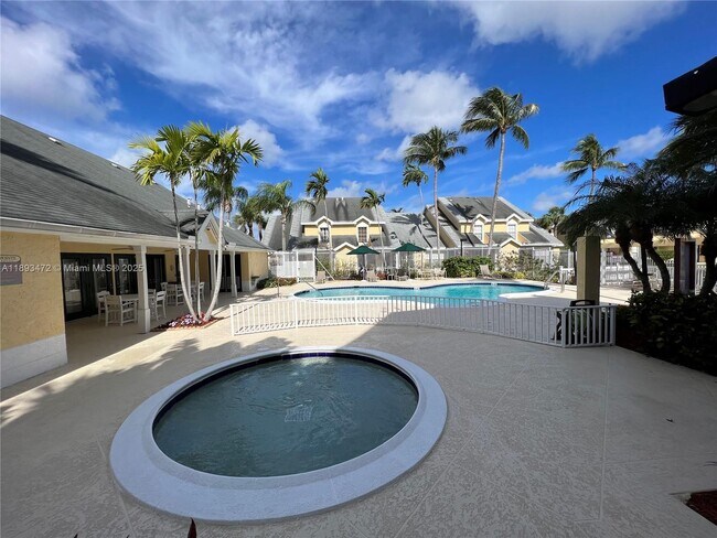 Building Photo - 6292 La Costa Dr