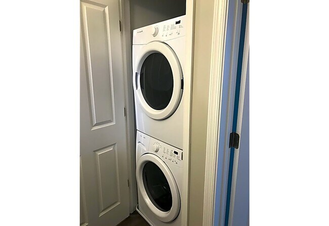 Interior Photo - The Village at Lambert Green