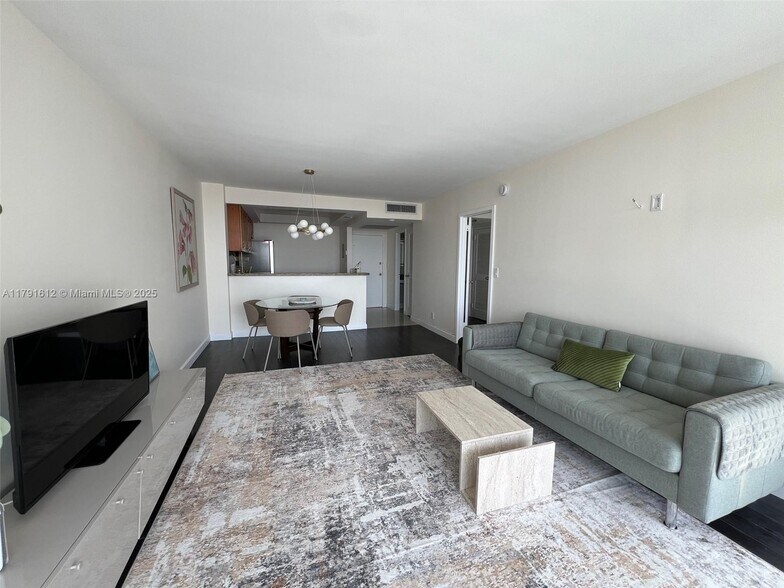 Primary Photo - 2030 S Ocean Dr