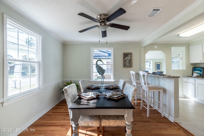 Building Photo - 4547 Post St