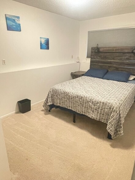 Building Photo - 7001 Sherwood Ave