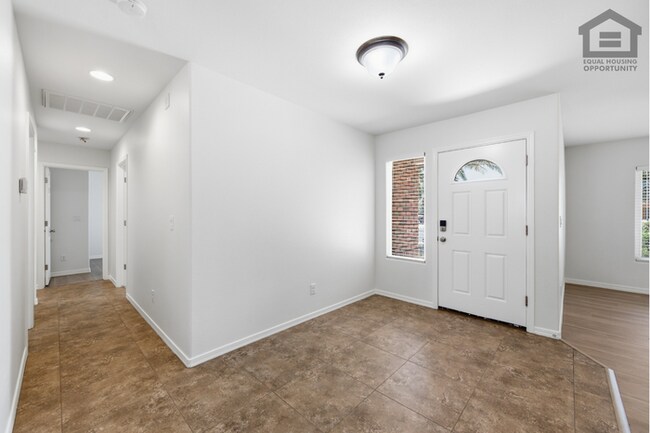 Building Photo - 4Bed/2Bath House at 59th Ave/Cactus Rd! Ready for Immediate Move-In! – NO HOA!