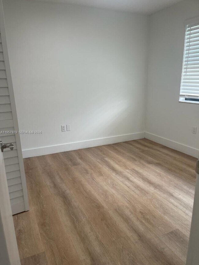 Building Photo - 8045 SW 107th Ave