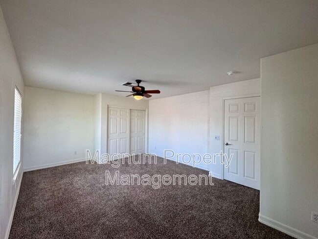Building Photo - 44780 Rutherford St