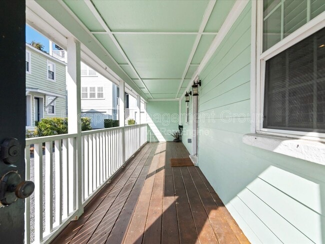 Building Photo - 400 Sumter St