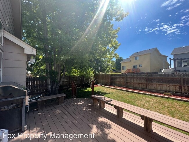 Building Photo - 3 br, 3 bath House - 6500 Stagecoach Avenue