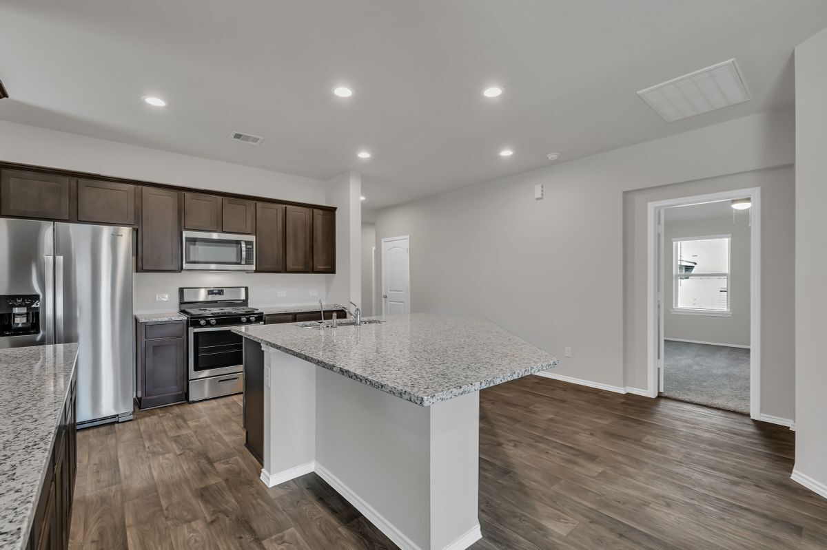 Building Photo - 6212 Hendricks Hbr Dr
