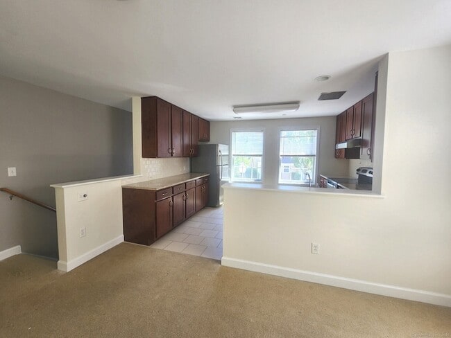 Building Photo - 46 Stoneridge Cir