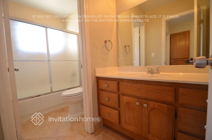 Building Photo - 4436 Deerfield Dr